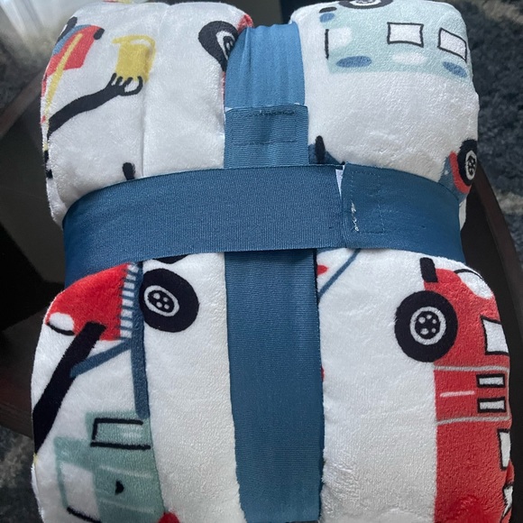 Toddler car winter blanket - Picture 4 of 4